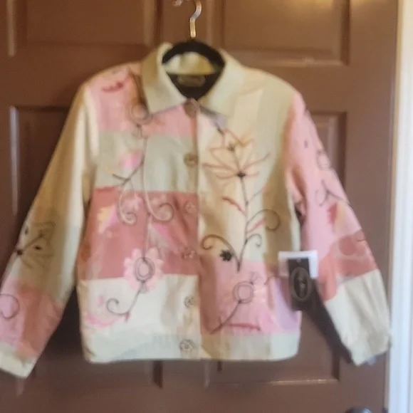 Alex Kim-Pink,bge,green jkt. with embroidered flowers and patchwork. Size M. NWT - Picture 3 of 12